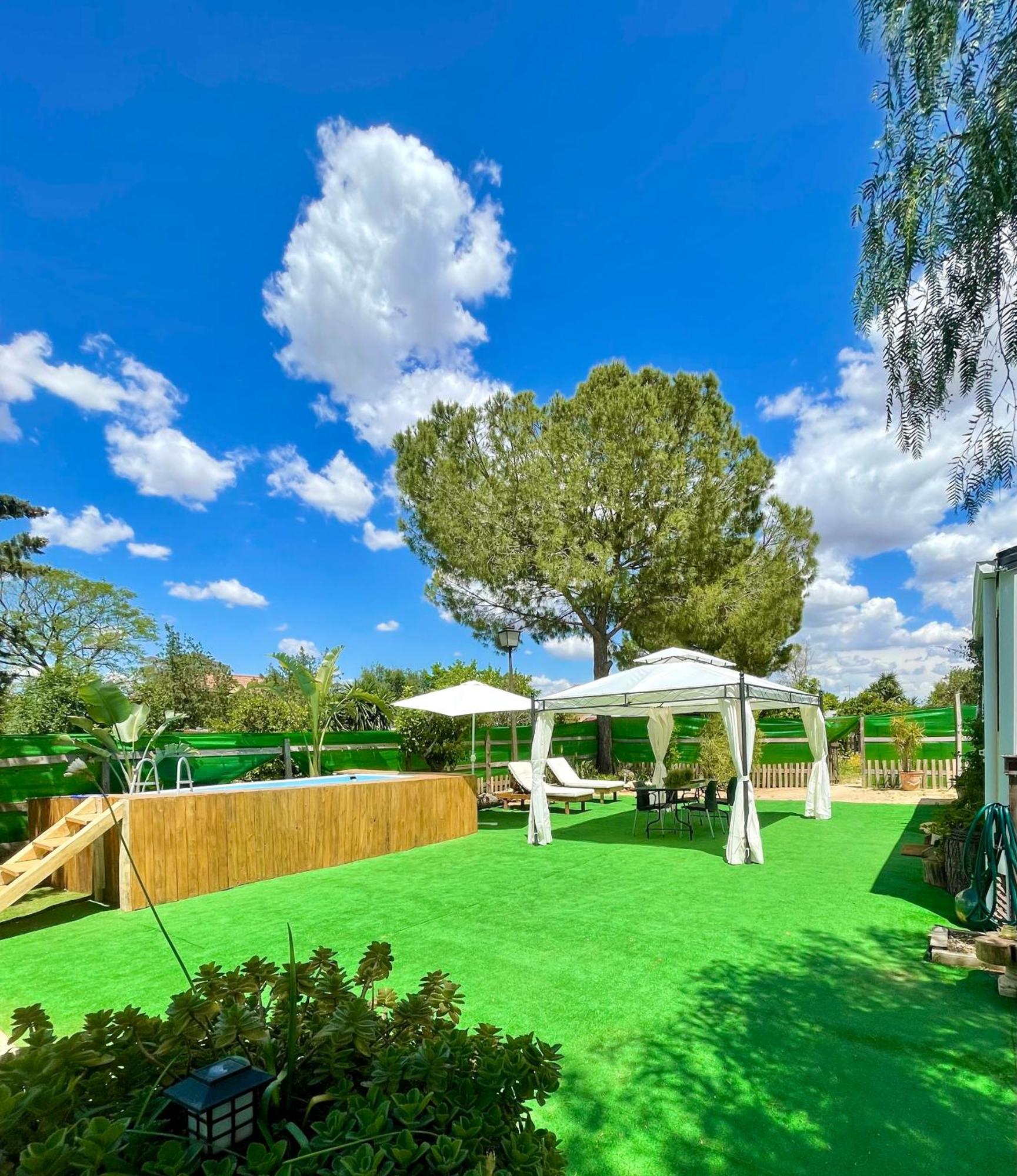 Nomada, Chalet Con Piscina En Alcalá de Guadaira Exterior foto