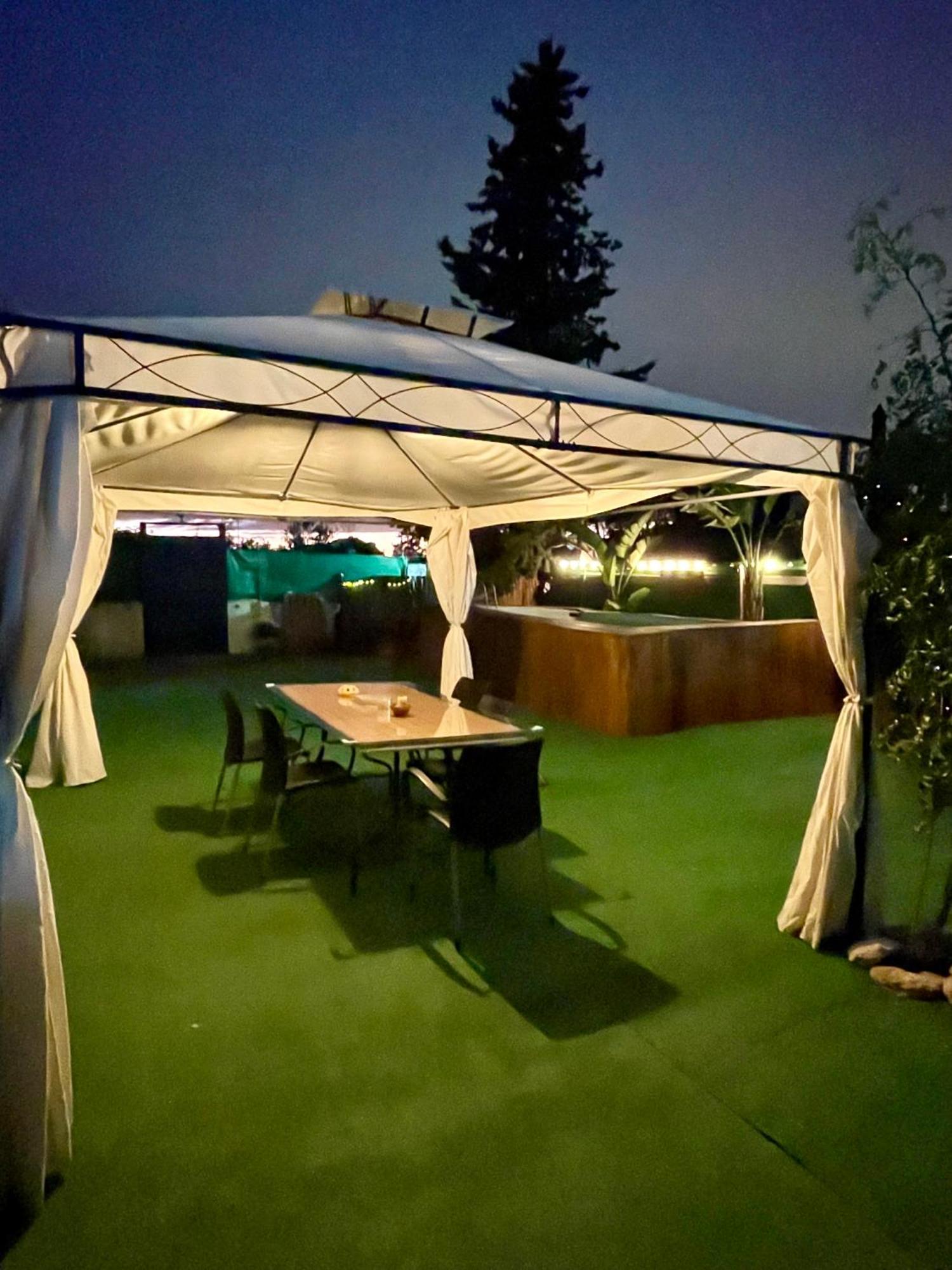 Nomada, Chalet Con Piscina En Alcalá de Guadaira Exterior foto